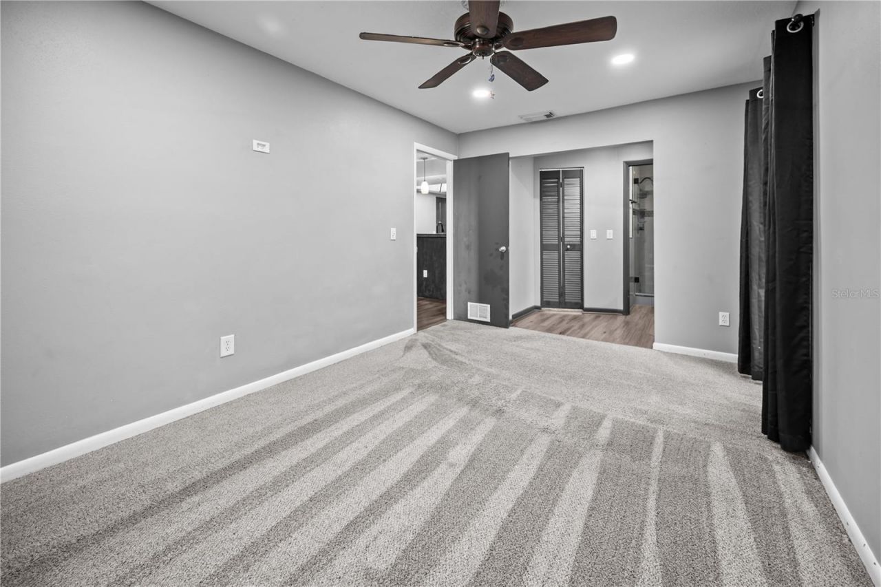 2015 Ronald Circle, Seffner, FL 33584 Photo