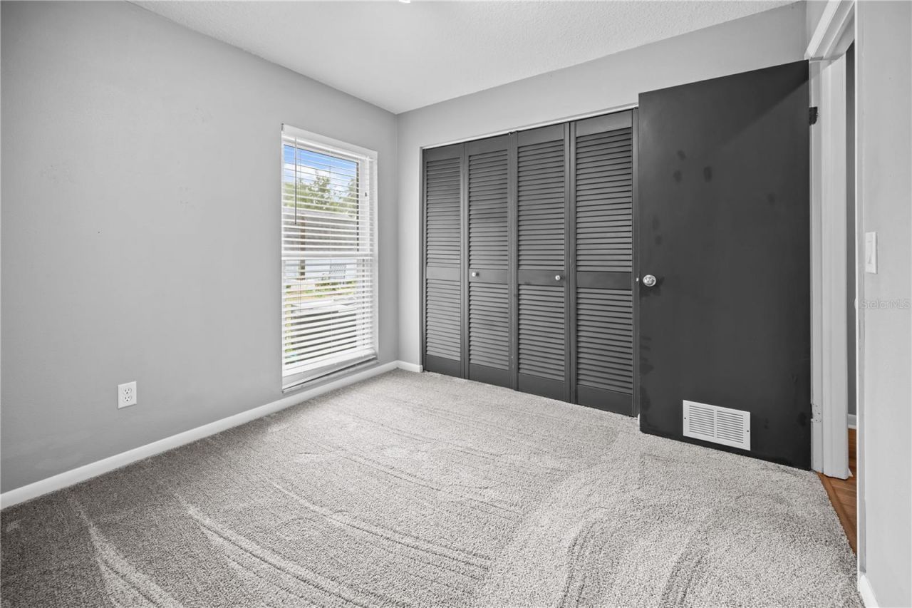 2015 Ronald Circle, Seffner, FL 33584 Photo