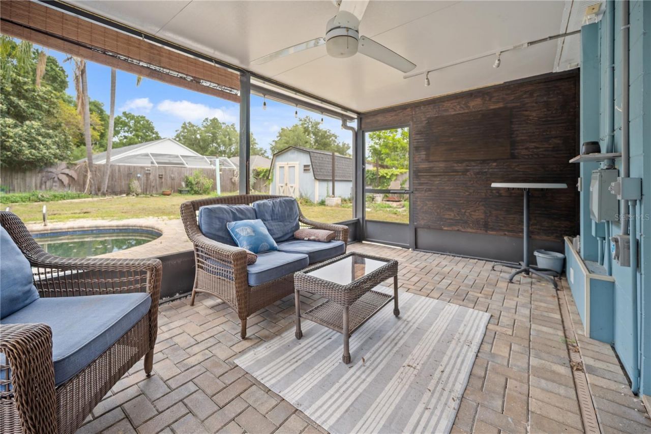 2015 Ronald Circle, Seffner, FL 33584 Photo