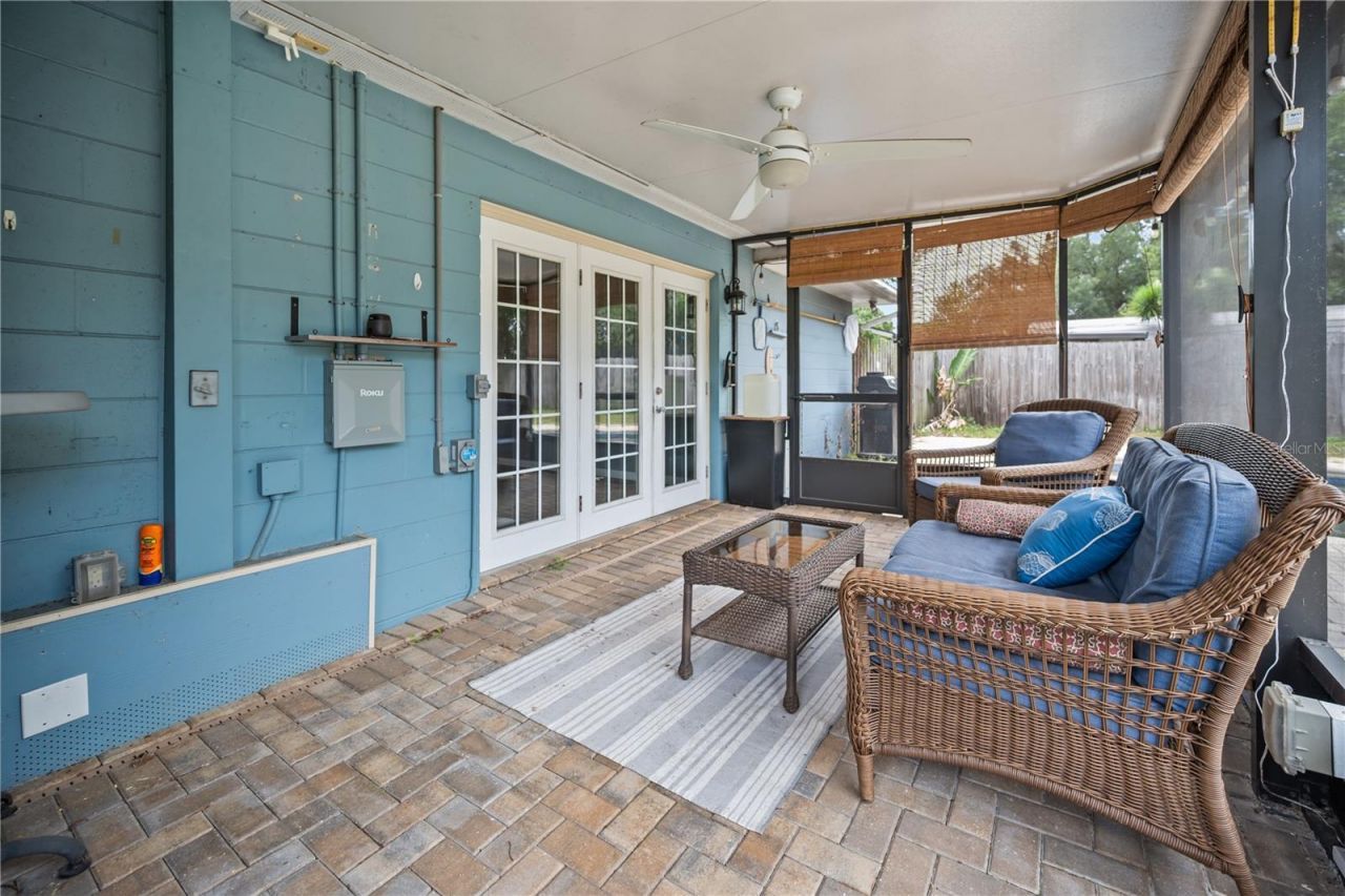 2015 Ronald Circle, Seffner, FL 33584 Photo