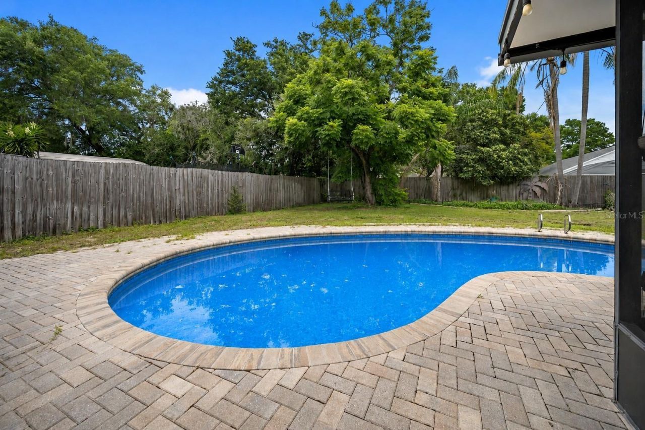 2015 Ronald Circle, Seffner, FL 33584 Photo