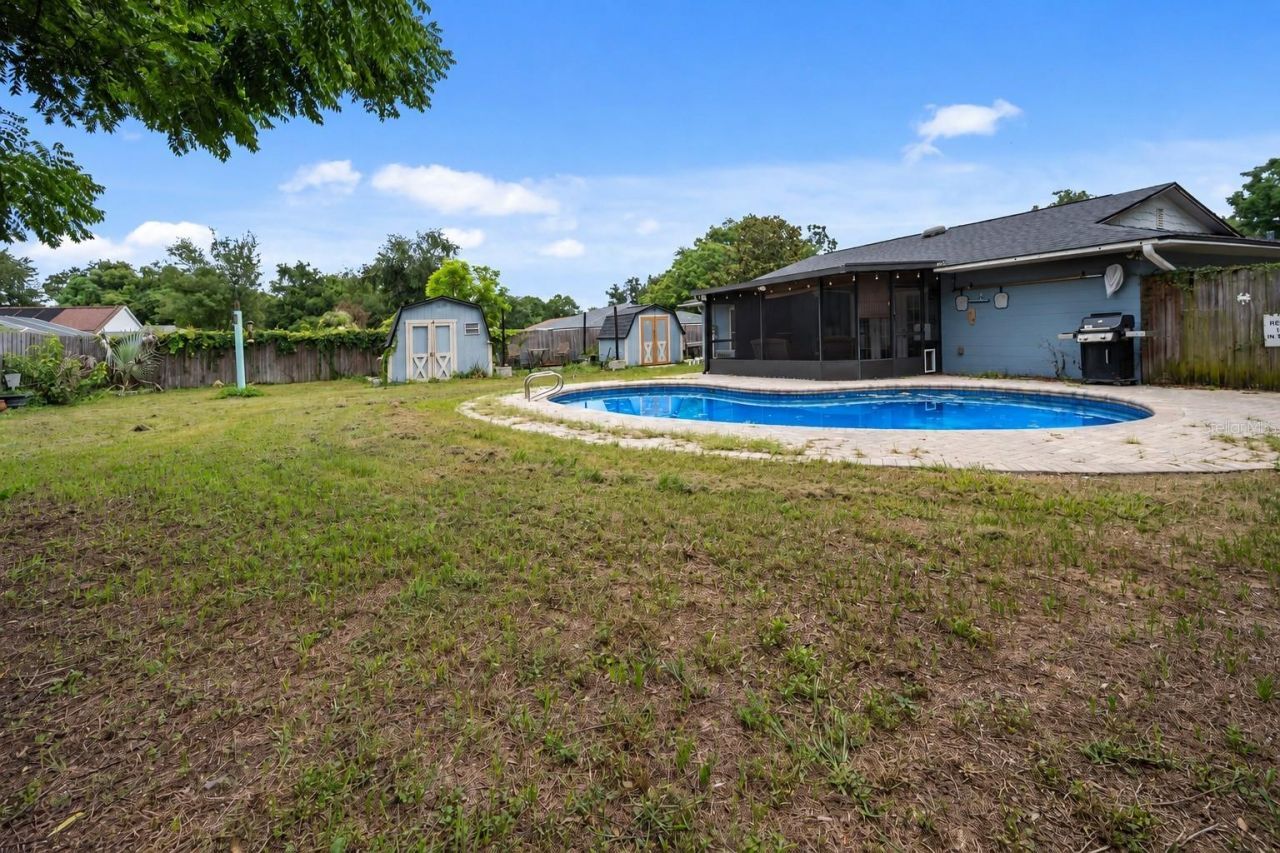 2015 Ronald Circle, Seffner, FL 33584 Photo