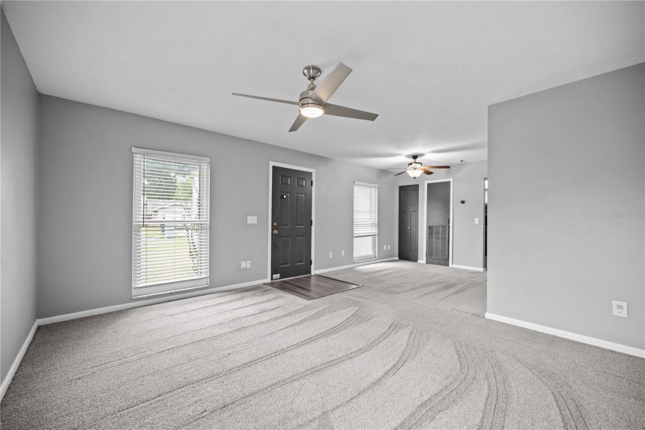 2015 Ronald Circle, Seffner, FL 33584 Photo