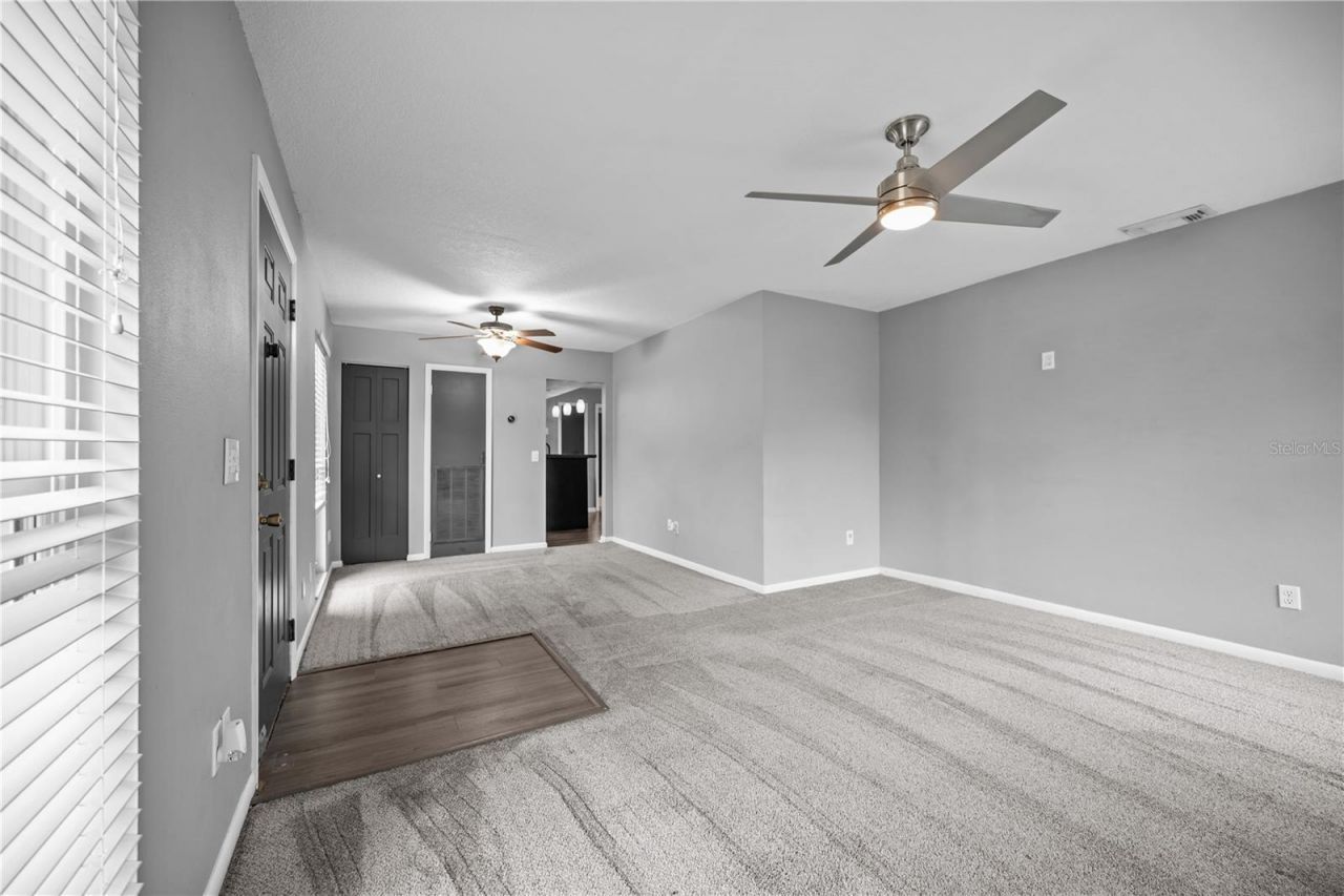 2015 Ronald Circle, Seffner, FL 33584 Photo