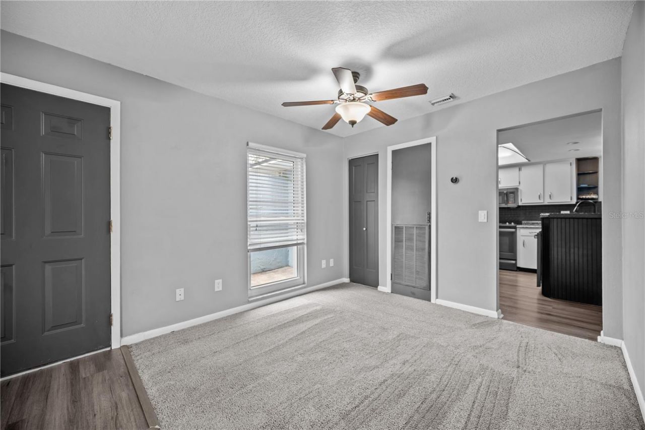 2015 Ronald Circle, Seffner, FL 33584 Photo