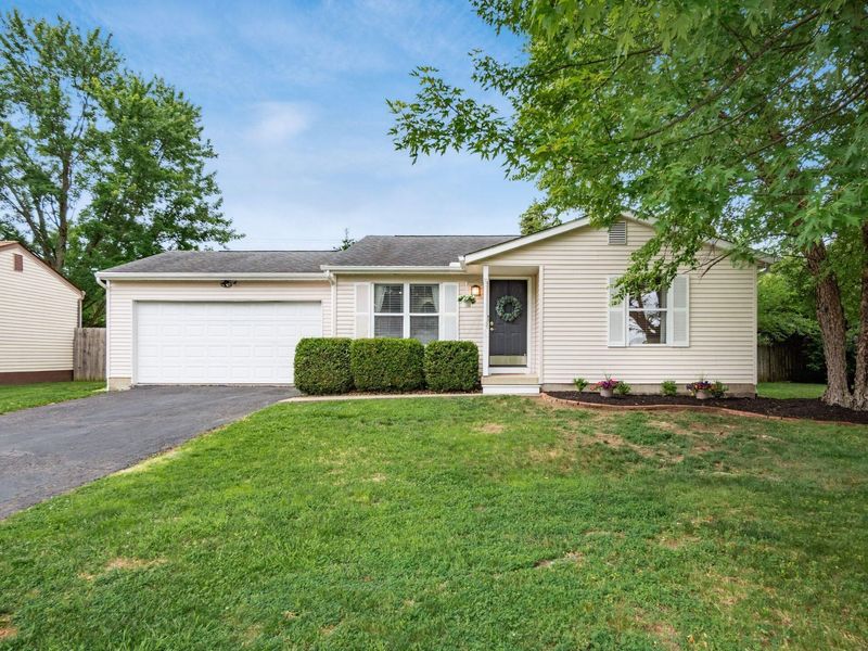 5369 Bramble Brook Drive, Columbus, OH 43228 Photo 2