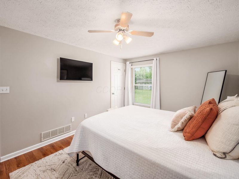 5369 Bramble Brook Drive, Columbus, OH 43228 Photo 24