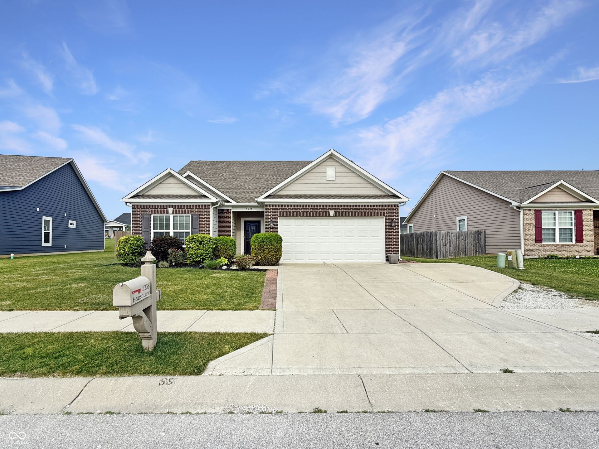 5238 Hearst Lane, Indianapolis, IN 46239 Main Photo