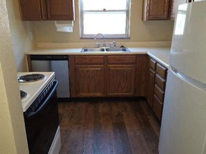 2100 Shroyer Road, Unit 1-4, Oakwood, OH 45419 Photo 9