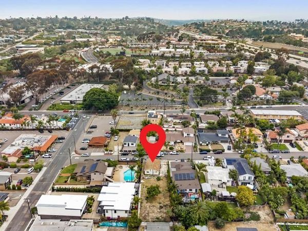 817 Juanita Street, Solana Beach, CA 92075