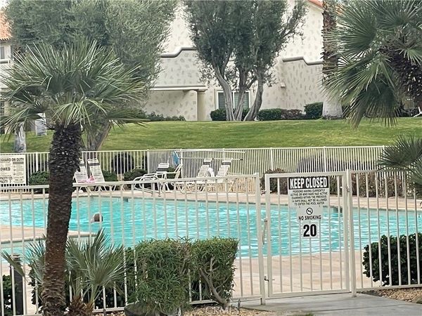 344 Vista Royale, Palm Desert, CA 92211