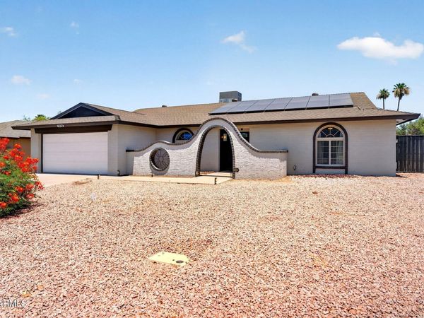 7526 E PUEBLO Avenue, Mesa, AZ 85208