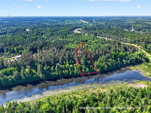 9735 E Acorn Drive, Gordon, WI 54838