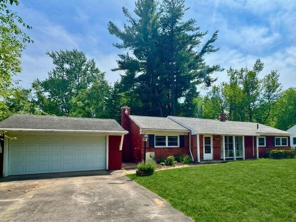 23591 Norcrest Drive, Southfield, MI 48033