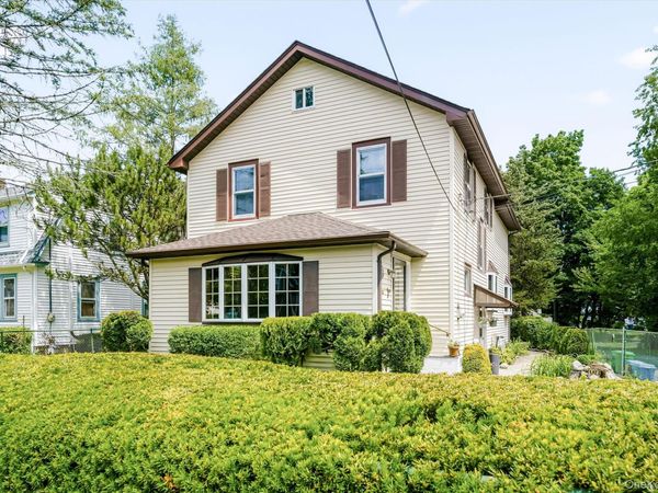 24 Lincoln Street, Sloatsburg, NY 10974