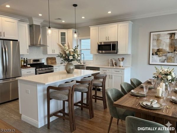 104 Poplar St, Jersey, NJ 07307