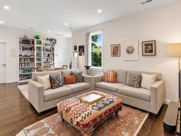 9-11 Boynton St, Unit 3, Boston, MA 02130