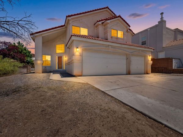 8908 Henriette Wyeth Drive NE, Albuquerque, NM 87122