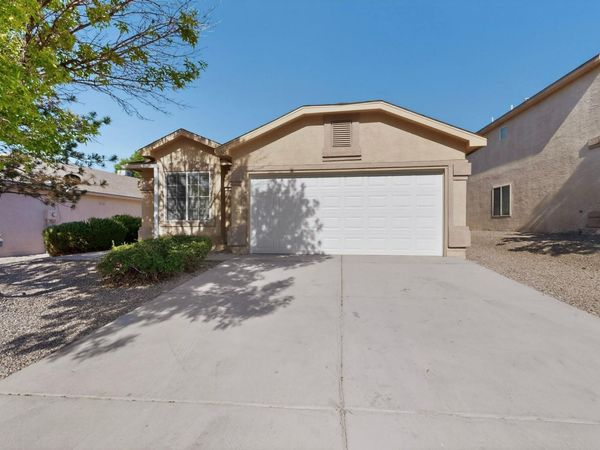 3305 Tin Cup Road NE, Rio Rancho, NM 87144