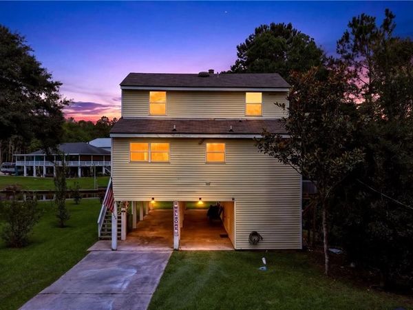 6330 PONTIAC Drive , Kiln, MS 39556