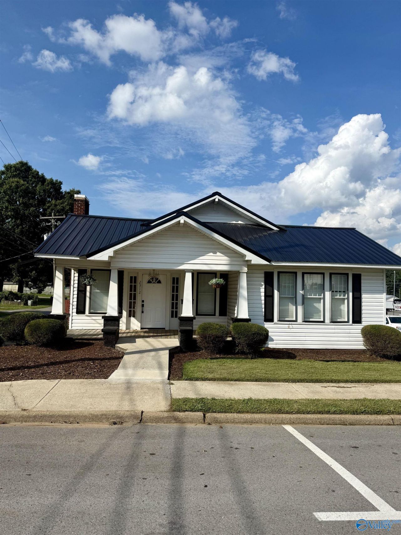 2312 Loveless Street, Guntersville, AL 35976 Main Photo