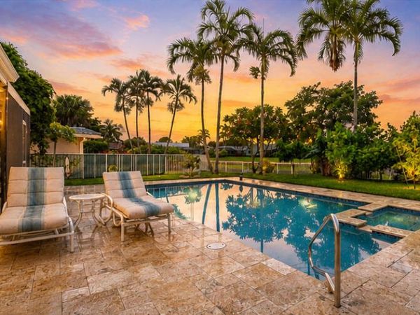 2378 Deer Creek Lob Lolly Lane, Deerfield Beach, FL 33442