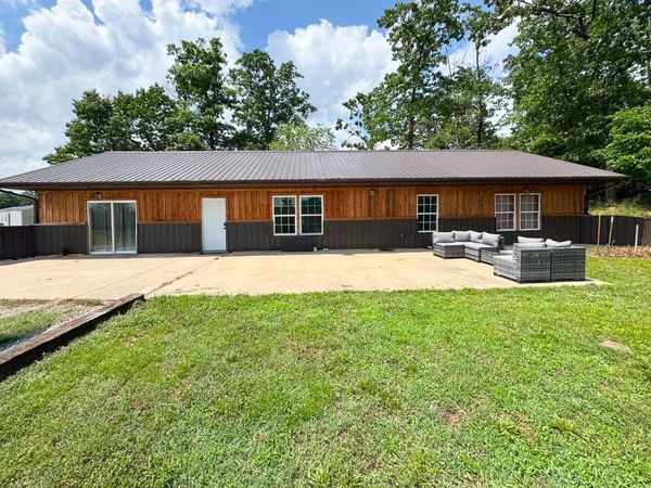 5020 Us Highway 160 , West Plains, MO 65775