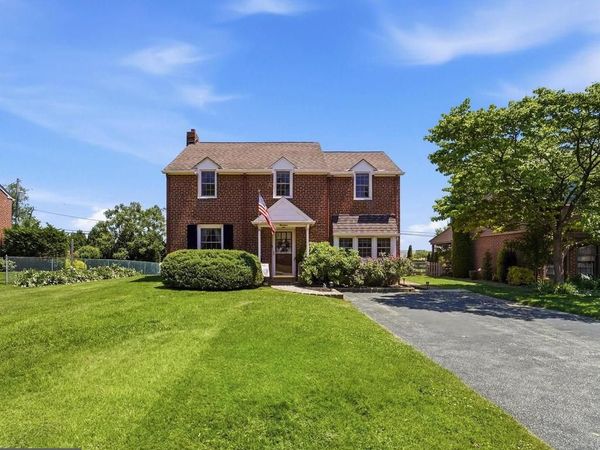 13 MULBERRY LANE, NEWTOWN SQUARE, PA 19073