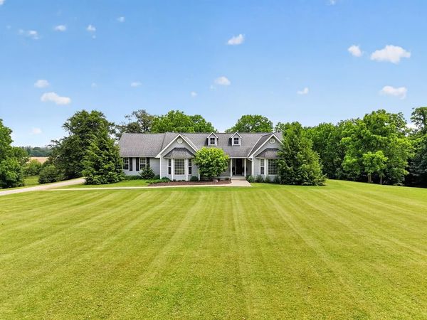 16880 Pinkley Rd., Fredericktown, OH 43019