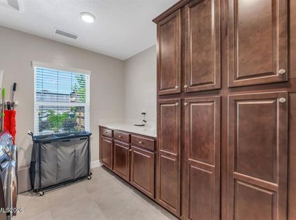 7135 Quill Drive, Reno, NV 89506 Photo