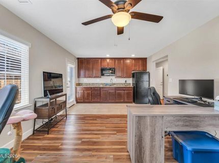 7135 Quill Drive, Reno, NV 89506 Photo