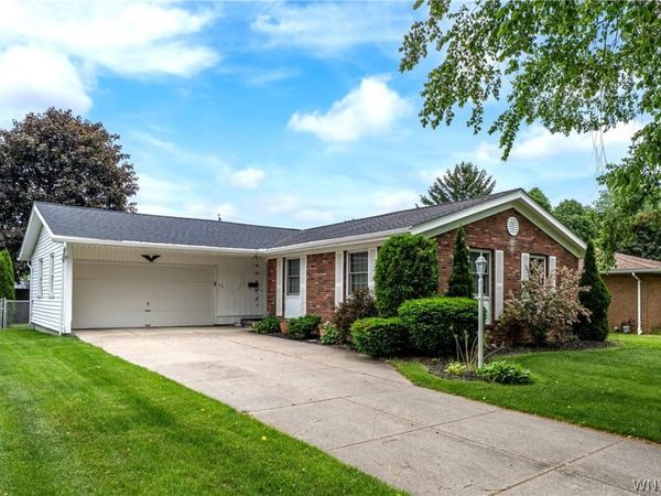 52 Bucyrus Drive , Amherst, NY 14228