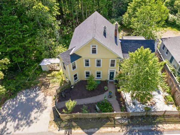 17 Forest Road, Hancock, NH 03449