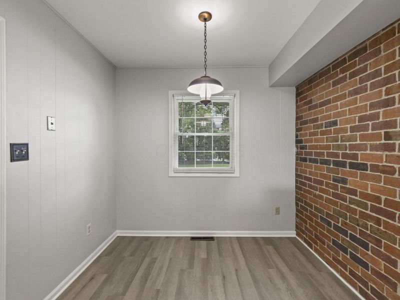 4454 Folkestone Court S, Columbus, OH 43220 Photo 13