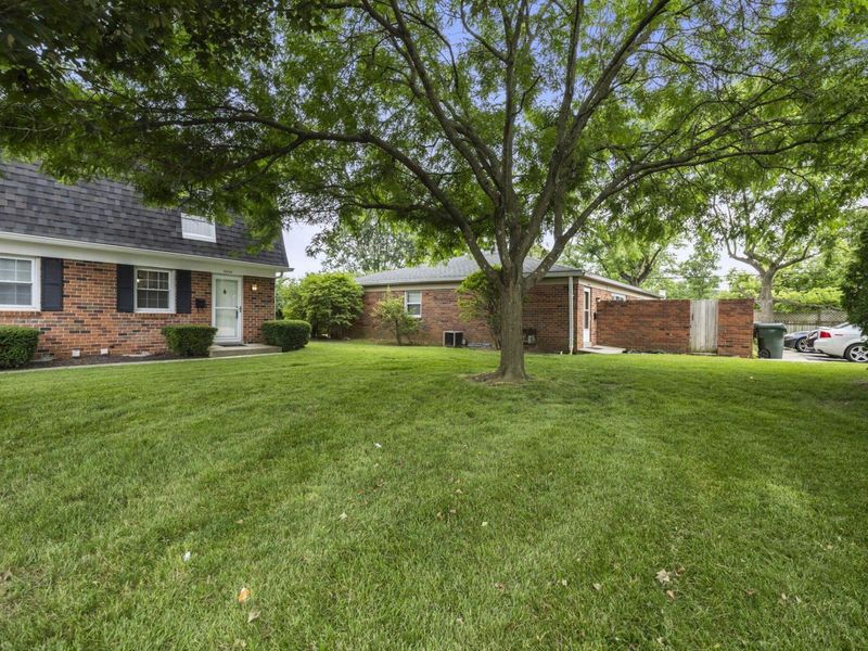 4454 Folkestone Court S, Columbus, OH 43220 Photo 42