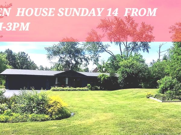 83 Wildwood Drive, Barrington, IL 60010