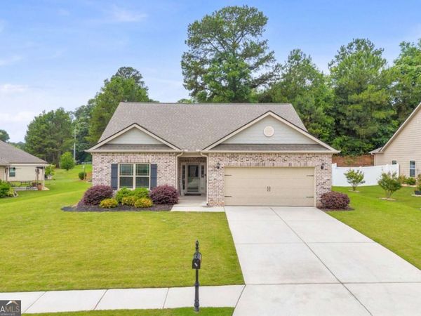 817 Hidden Hollow Circle, Commerce, GA 30529