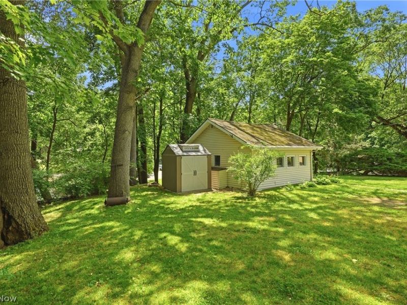 256 Uhl Drive, Akron, OH 44319 Photo 47