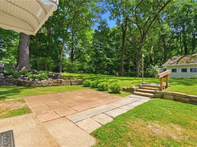 256 Uhl Drive, Akron, OH 44319 Photo 48