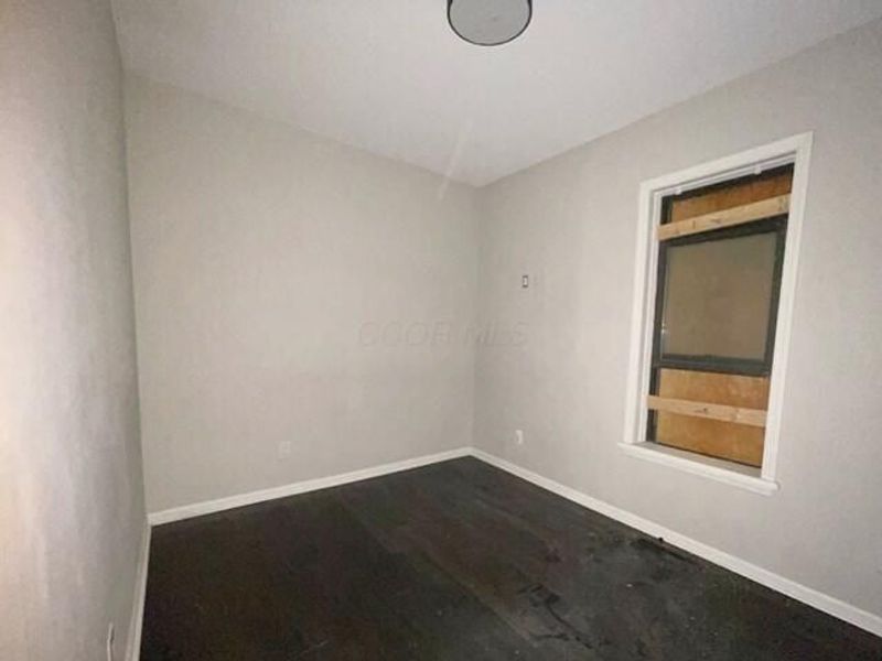 915 N 4th Street, Columbus, OH 43201 Photo 11