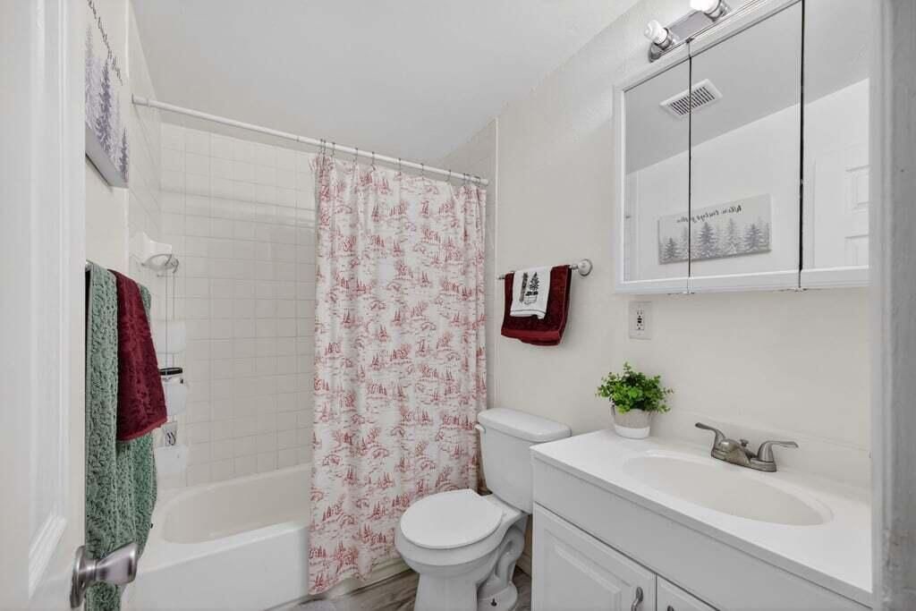 3740 Dunes Road, Cabana Colony, FL 33410 Photo