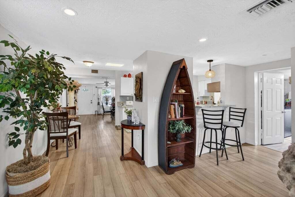 3740 Dunes Road, Cabana Colony, FL 33410 Photo