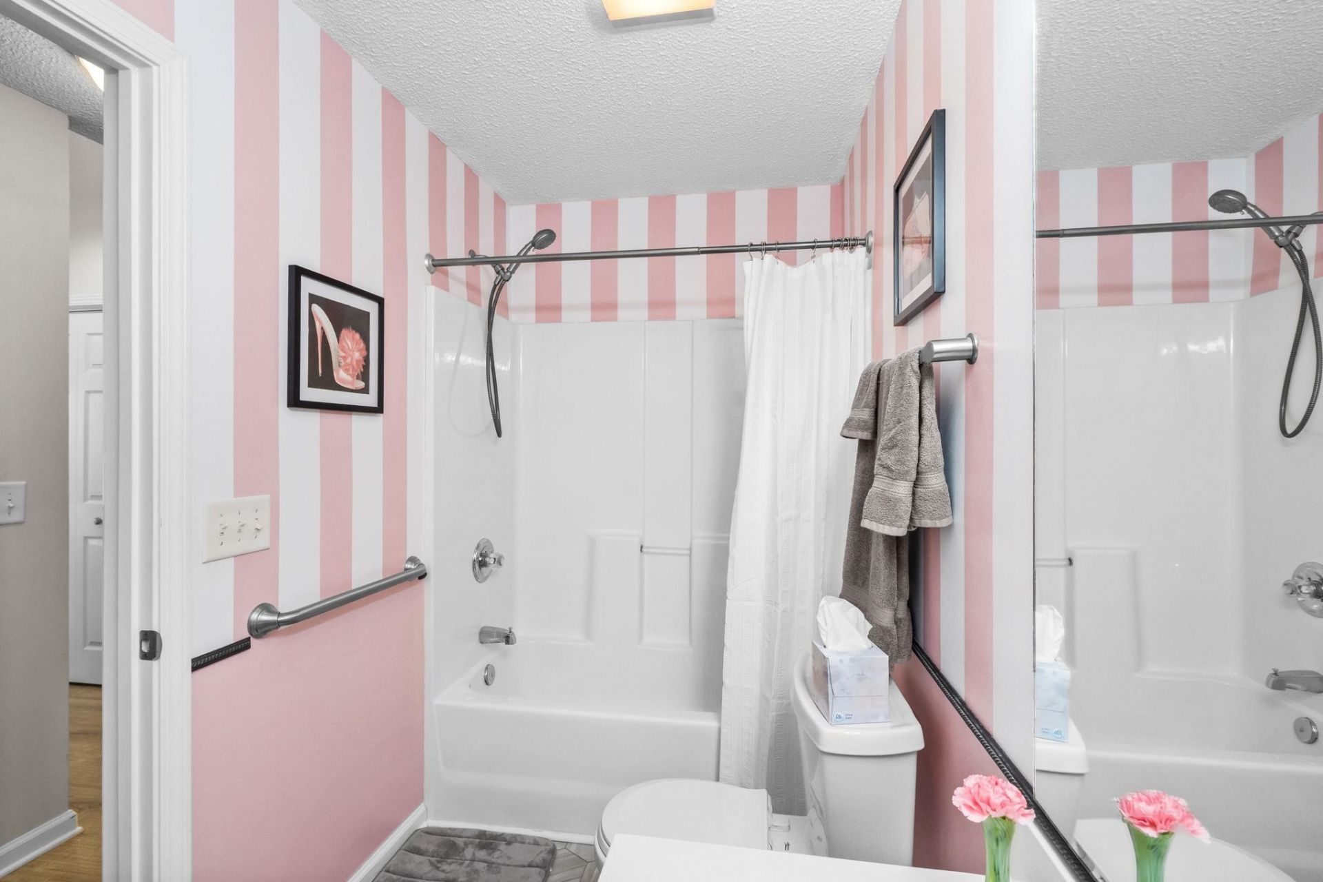 972 Dunrobin Ln. Photo 27