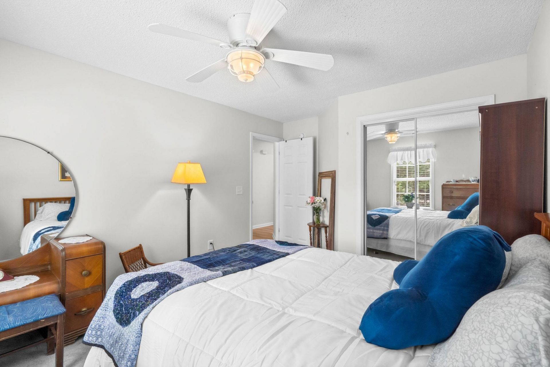 972 Dunrobin Ln. Photo 30