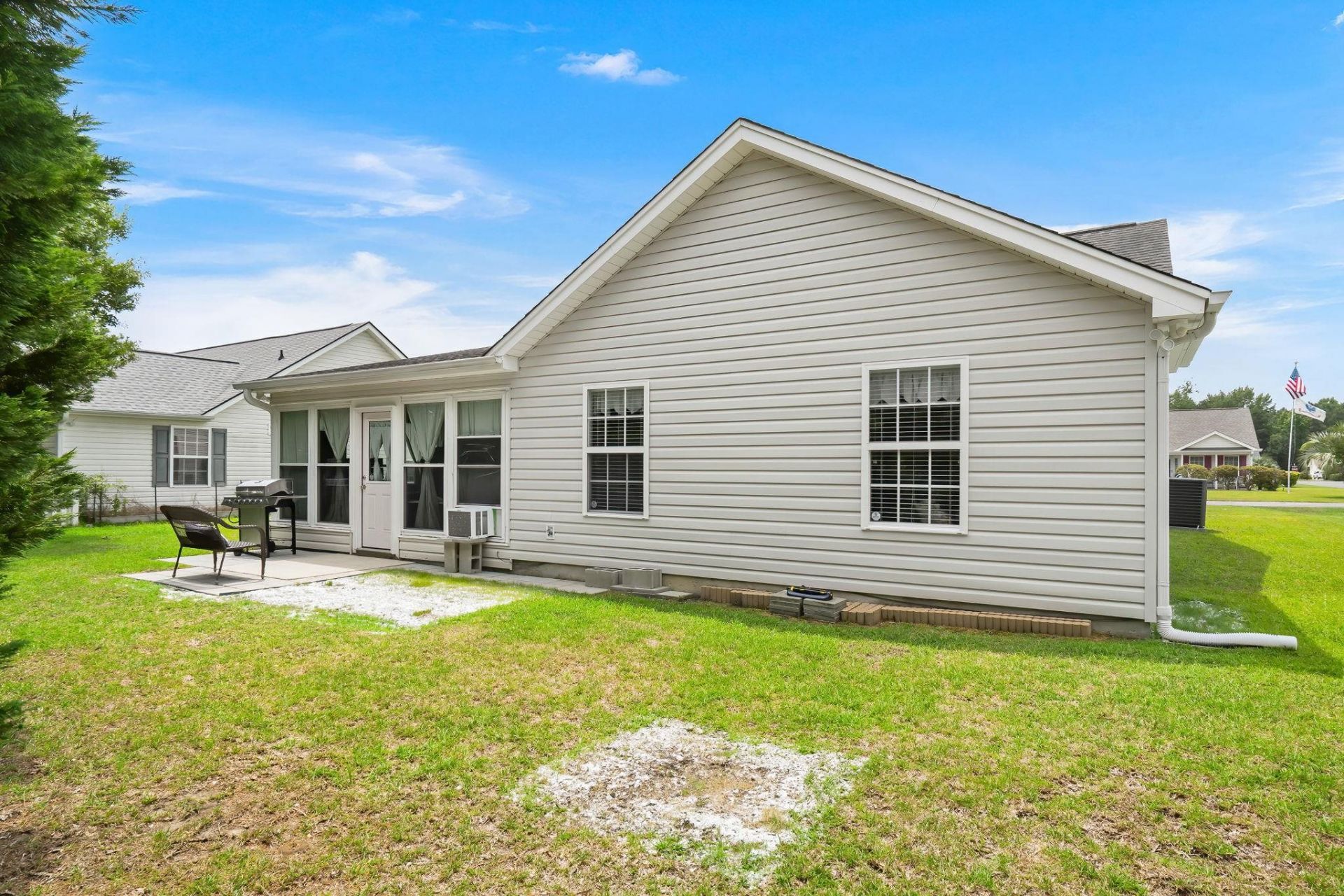 972 Dunrobin Ln. Photo 37