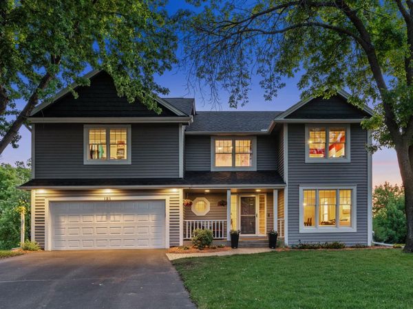 181 Cascade Court, Chanhassen, MN 55317