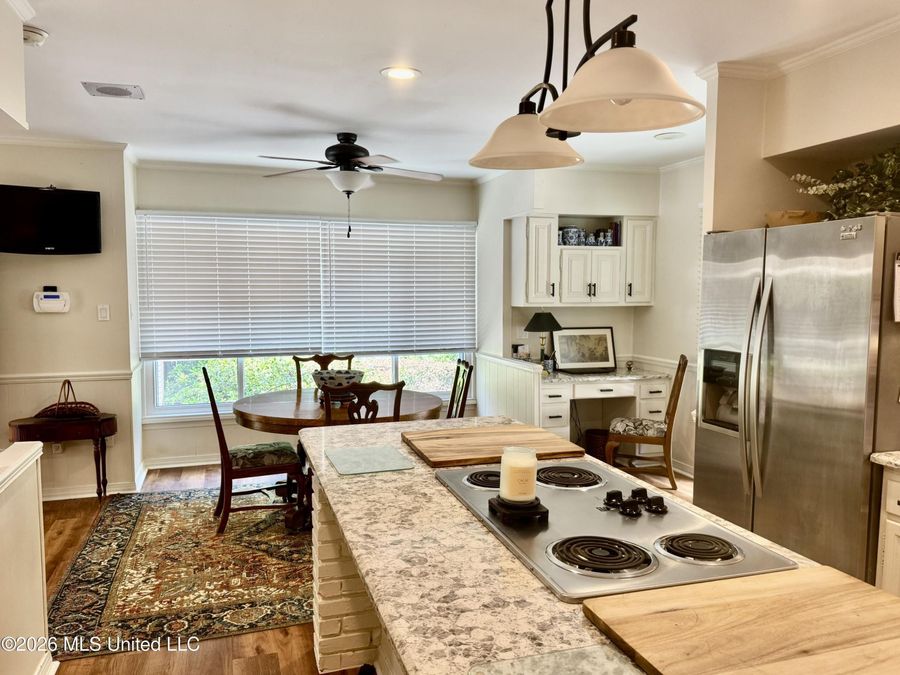 Property Image 37