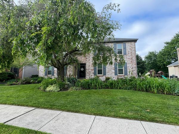 1999 Thistlewood Court, Columbus, OH 43235