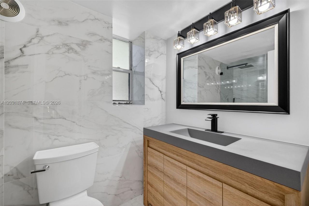 20300 W Country Club Dr , Unit 106-3, Aventura, FL 33180 Photo