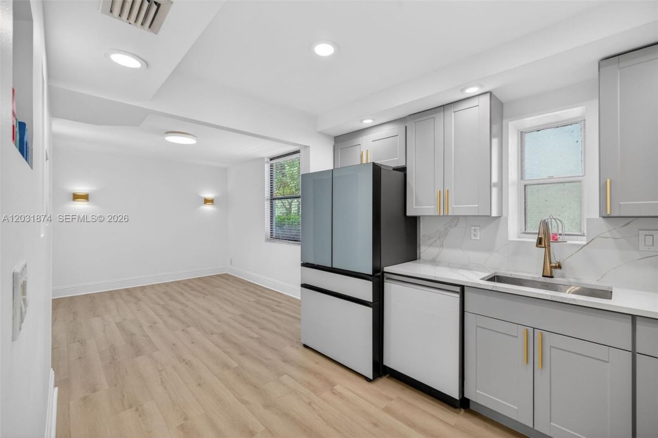 20300 W Country Club Dr , Unit 106-3, Aventura, FL 33180 Photo